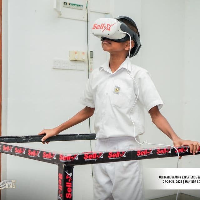 Mahinda College